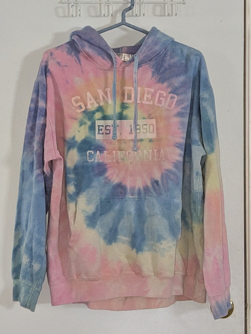 Tie-Dye Hoodie - San Diego California XL